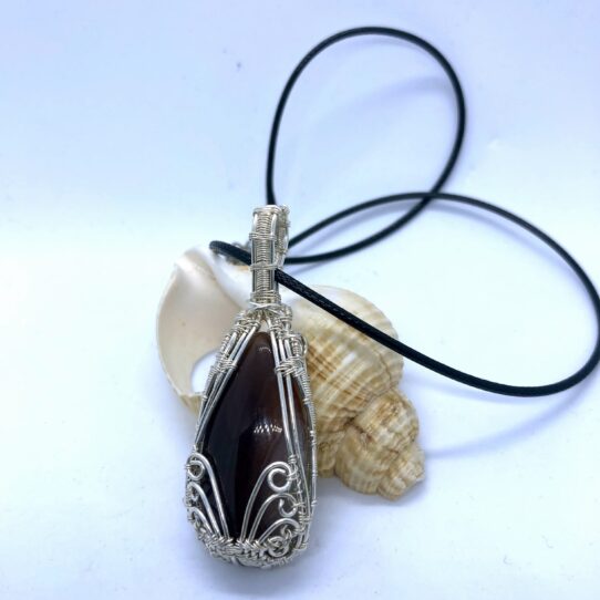 agate in silver filled wire